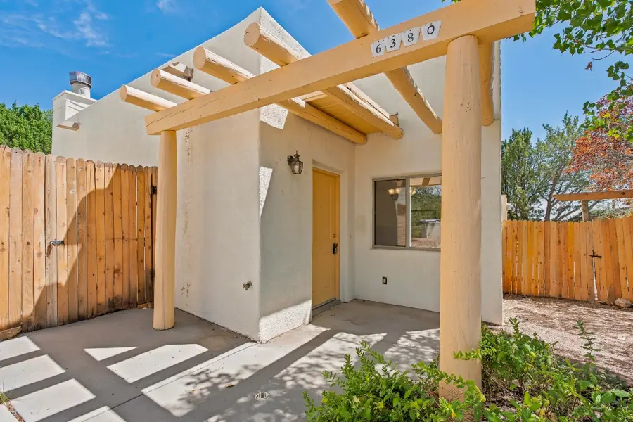 6380 Entrada De Milagro, Santa Fe, NM 87507 - #2