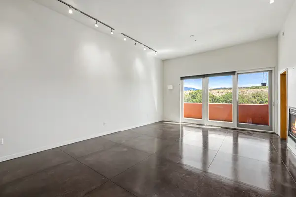 604 Avenida Villa Hermosa #208, Santa Fe, NM 87506