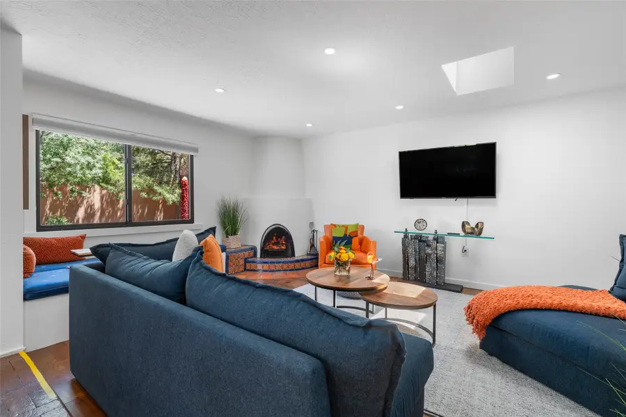 288 Calle Loma Norte, Santa Fe, NM 87501 - #2