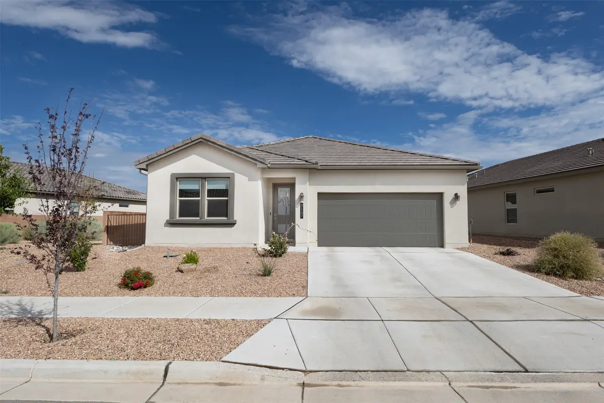 3147 Vista Luna, Santa Fe, NM 87507 - #1