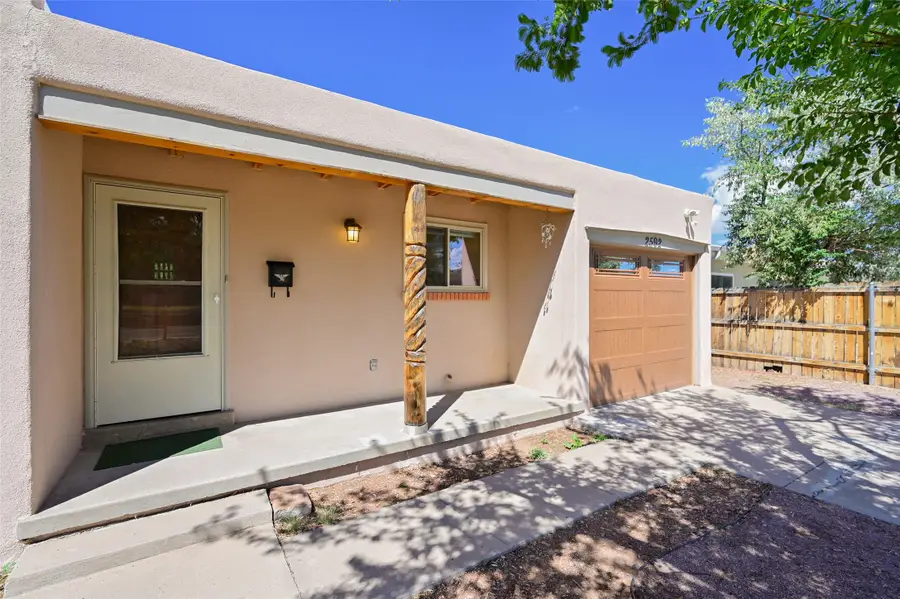 2592 Camino Chueco, Santa Fe, NM 87505 - #2