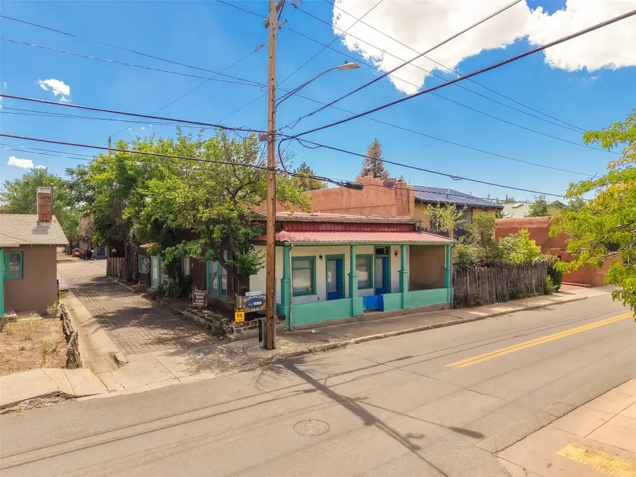 602 Agua Fria, Santa Fe, NM 87501 - #2