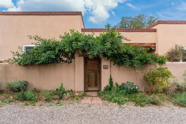 738 Gregory Lane, Santa Fe, NM 87505