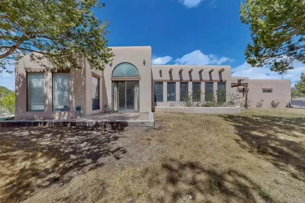 6516 Horseshoe Drive, Cochiti Lake, NM 87083