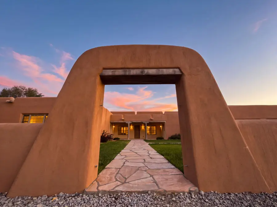 3 A Loma Manzanita, Santa Fe, NM 87506 - #3