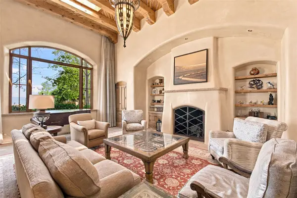 54 Honeysuckle Circle, Santa Fe, NM 87506