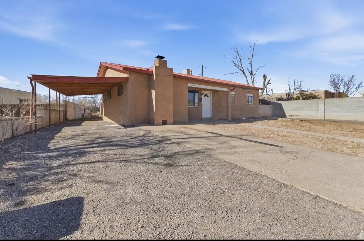 2901 Camino Del Gusto, Santa Fe, NM 87507 - #1