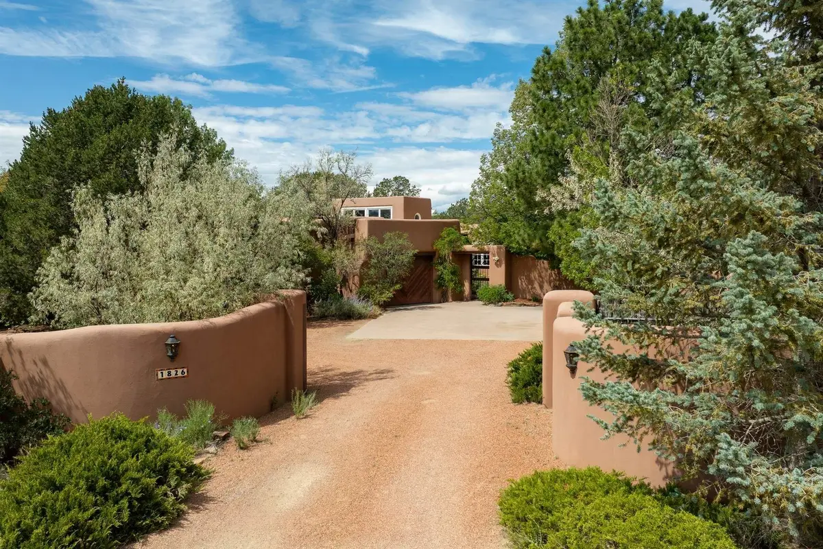1826 Sun Mountain Drive, Santa Fe, NM 87505 - #1