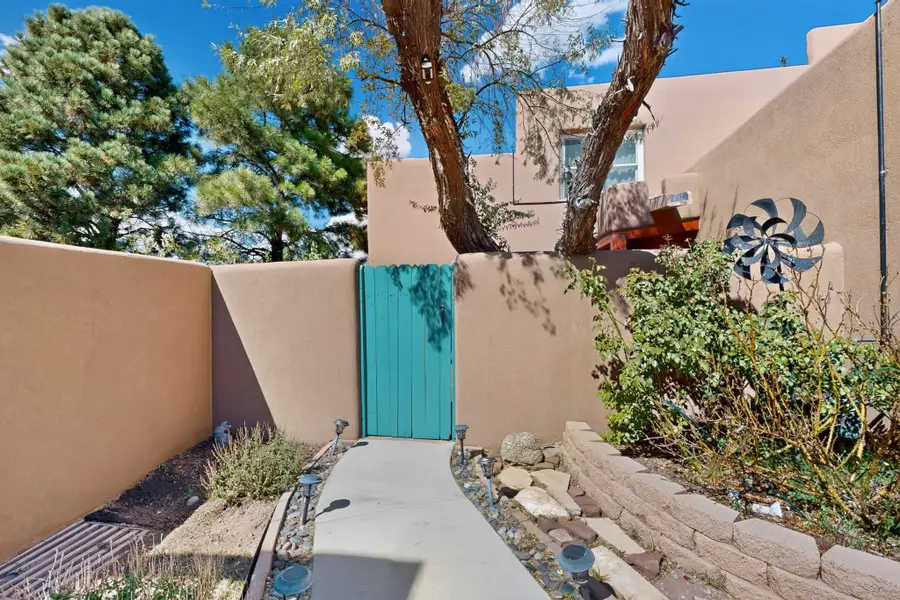 3230 1/2 La Avenida De San Marcos, Santa Fe, NM 87507 - #3