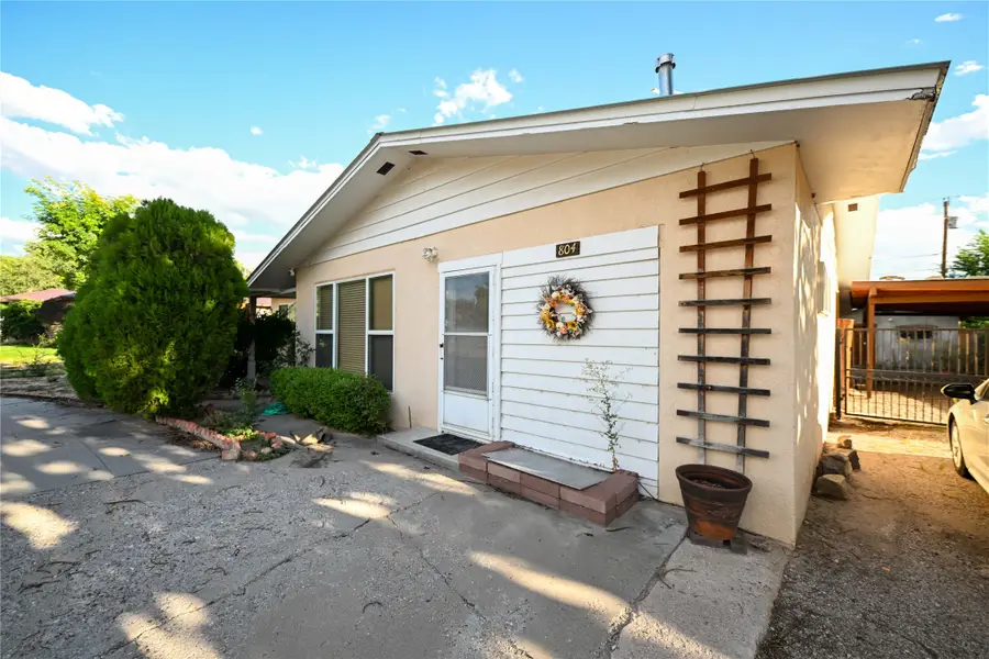 804 Sunset Dr, Espanola, NM 87532 - #2