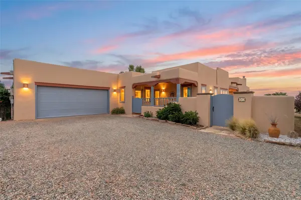 23 Descanso Road, Santa Fe, NM 87508