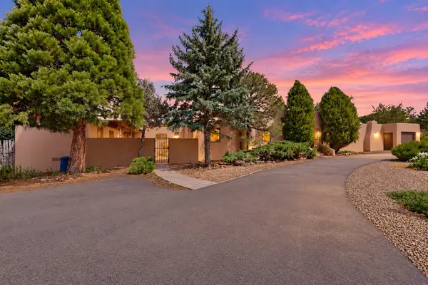 133 E Lupita Road, Santa Fe, NM 87505