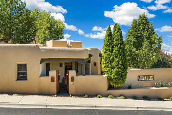 23 Centaurus Ranch Road, Santa Fe, NM 87507