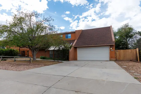 366 Garver Lane, White Rock, NM 87547