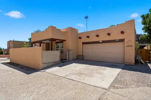 6954 Golden Mesa, Santa Fe, NM 87507