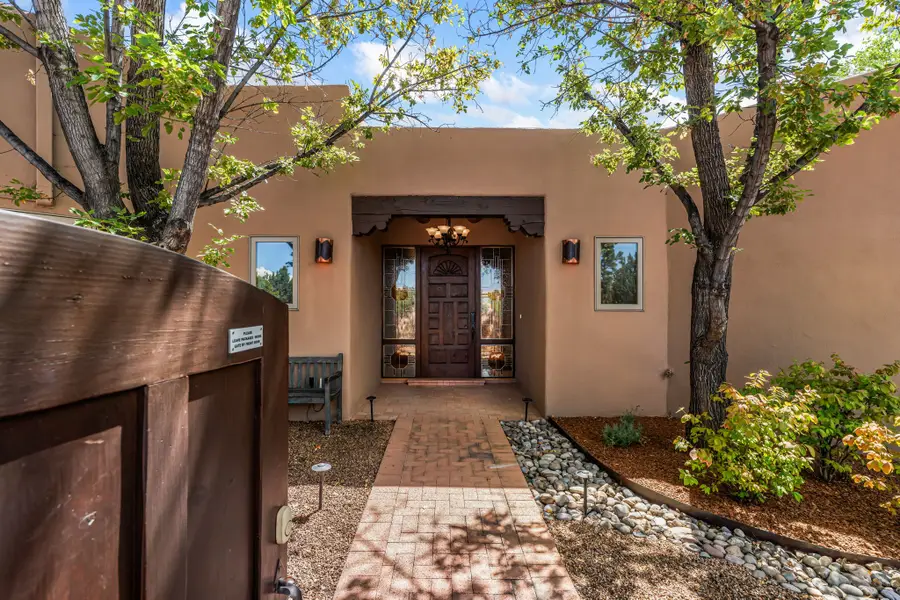 95 Bluestem, Santa Fe, NM 87506 - #3
