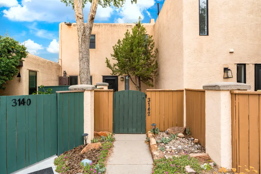 3142 Plaza Blanca, Santa Fe, NM 87507 - #3