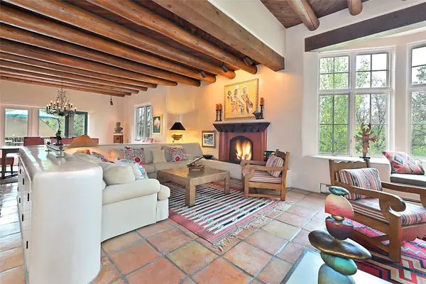 1275 Canyon Road, Santa Fe, NM 87501
