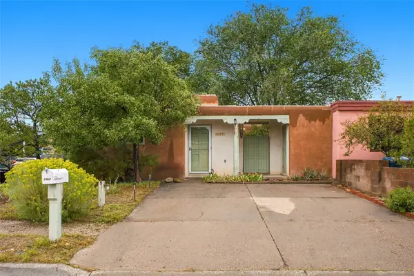 2067 Placita De Quedo, Santa Fe, NM 87505
