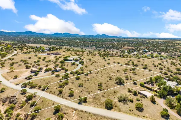 28 Vereda Serena, Lot 2, Santa Fe, NM 87508