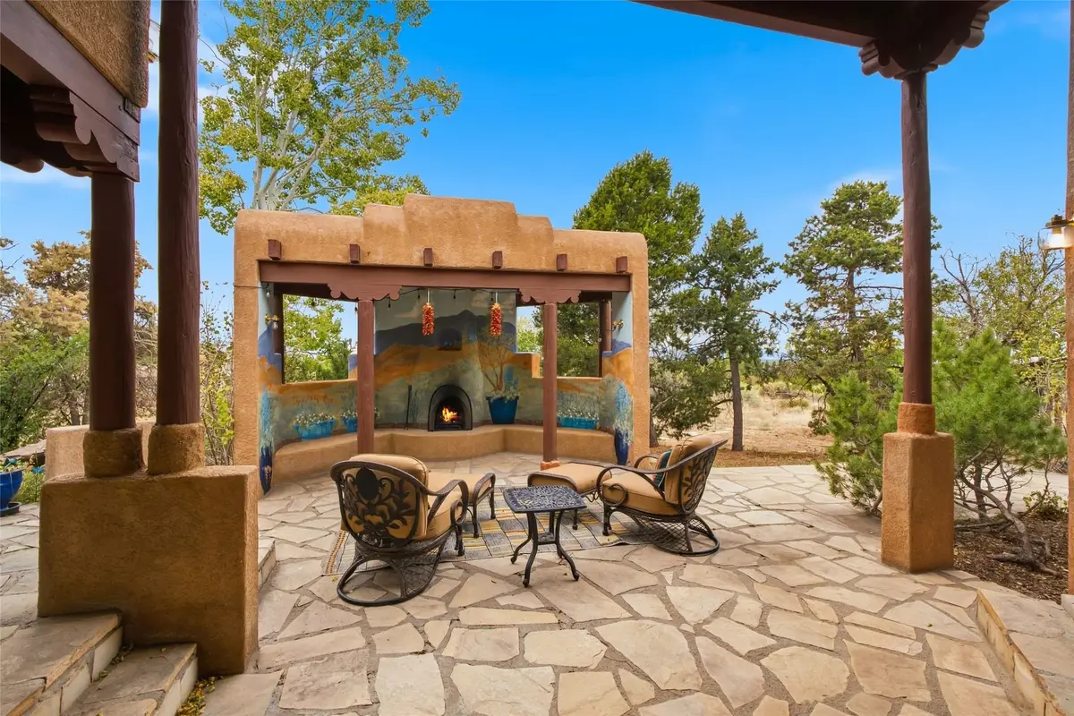 7204 Old Santa Fe Trail, Santa Fe, NM 87505 - #1