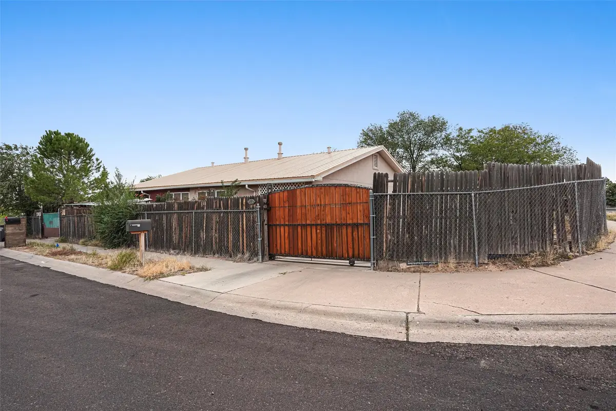 15 Sierra #B, Santa Fe, NM 87508 - #1