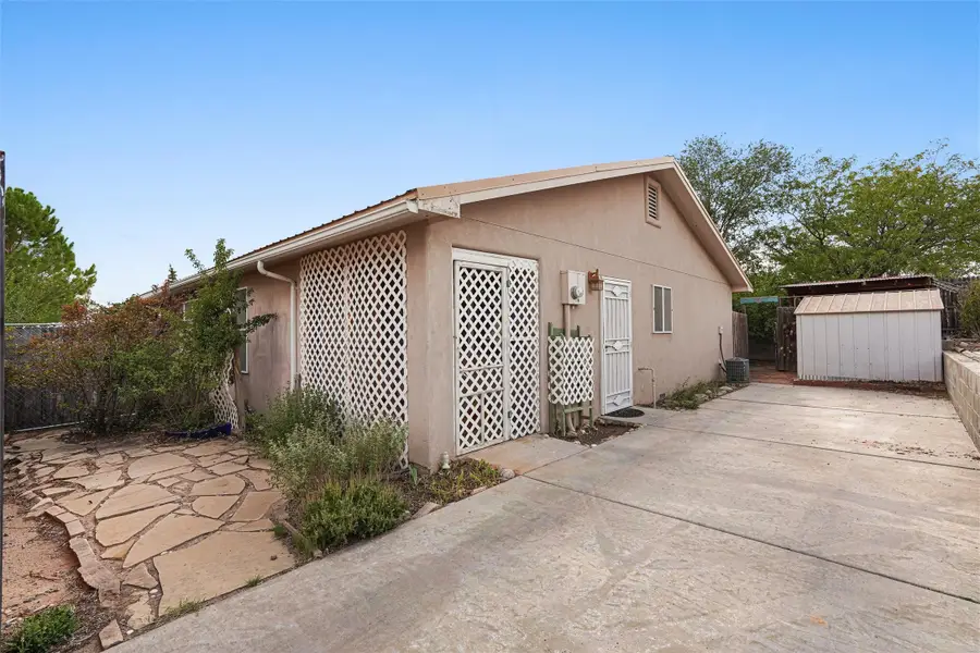 15 Sierra #B, Santa Fe, NM 87508 - #3