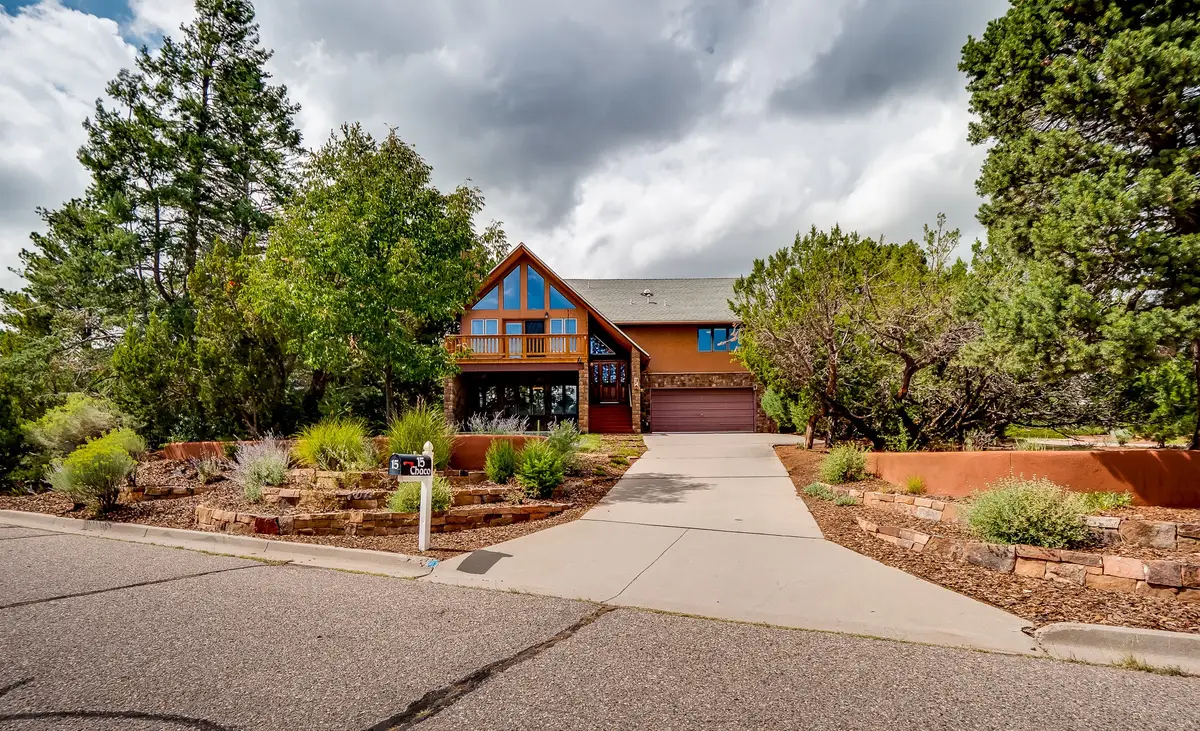 15 Chaco Street, Los Alamos, NM 87544 - #1