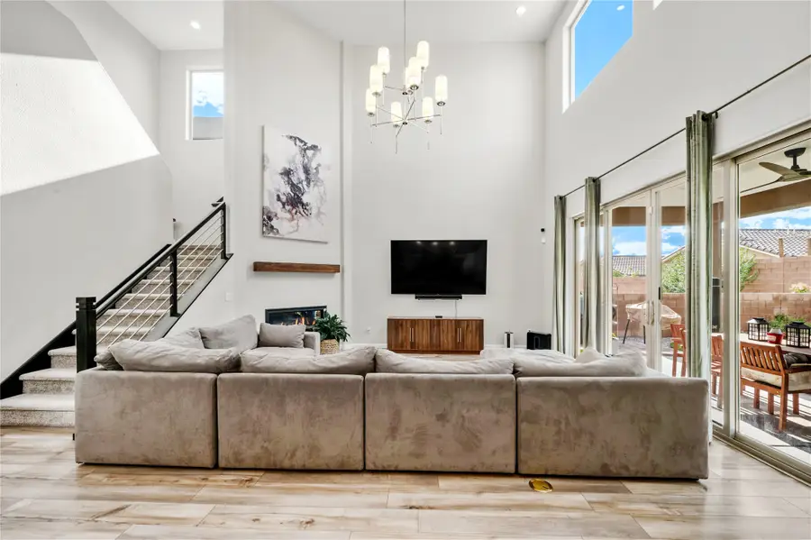 15 Wirecrest Lane, Santa Fe, NM 87508 - #2