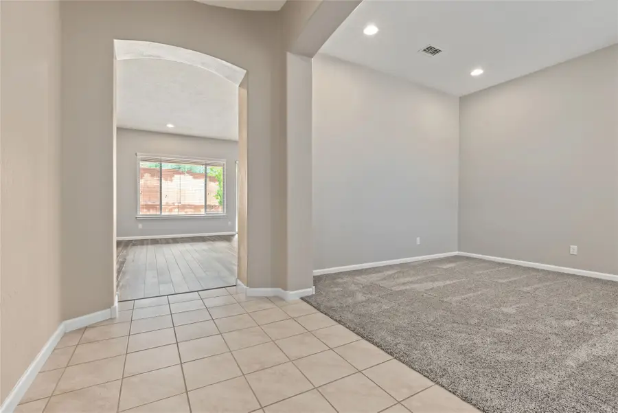 4689 Lluvia Encantada, Santa Fe, NM 87507 - #3