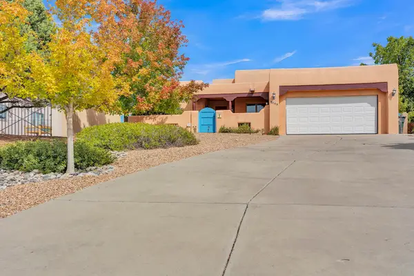 3009 Pueblo Grande, Santa Fe, NM 87507