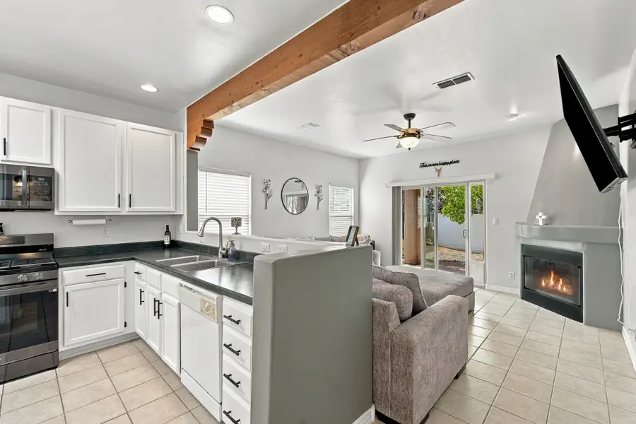 4312 Jaguar, Santa Fe, NM 87507 - #3