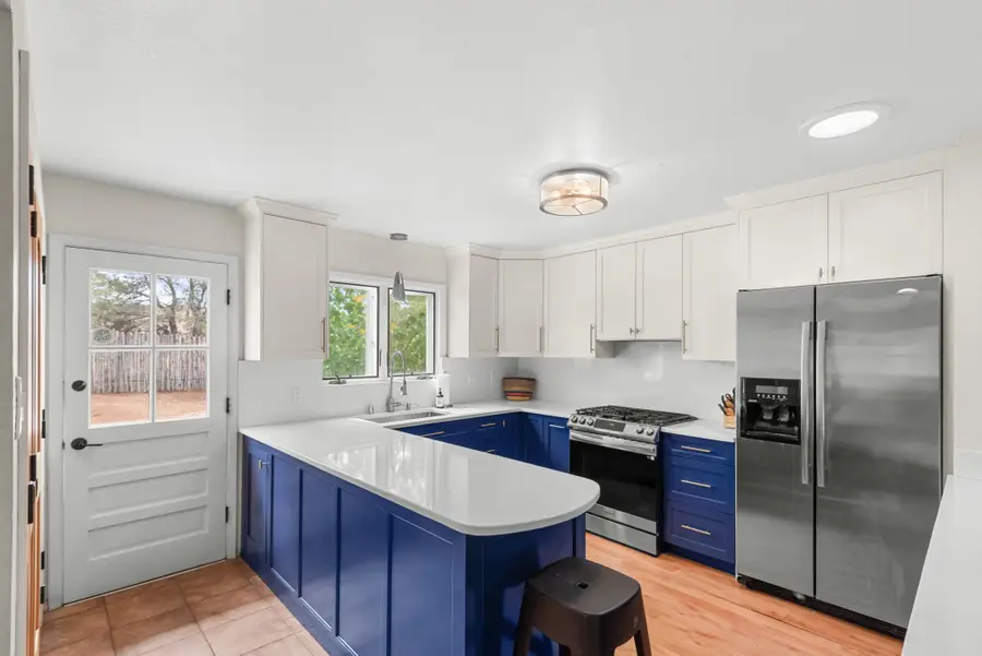 1911 Thomas, Santa Fe, NM 87505 - #3