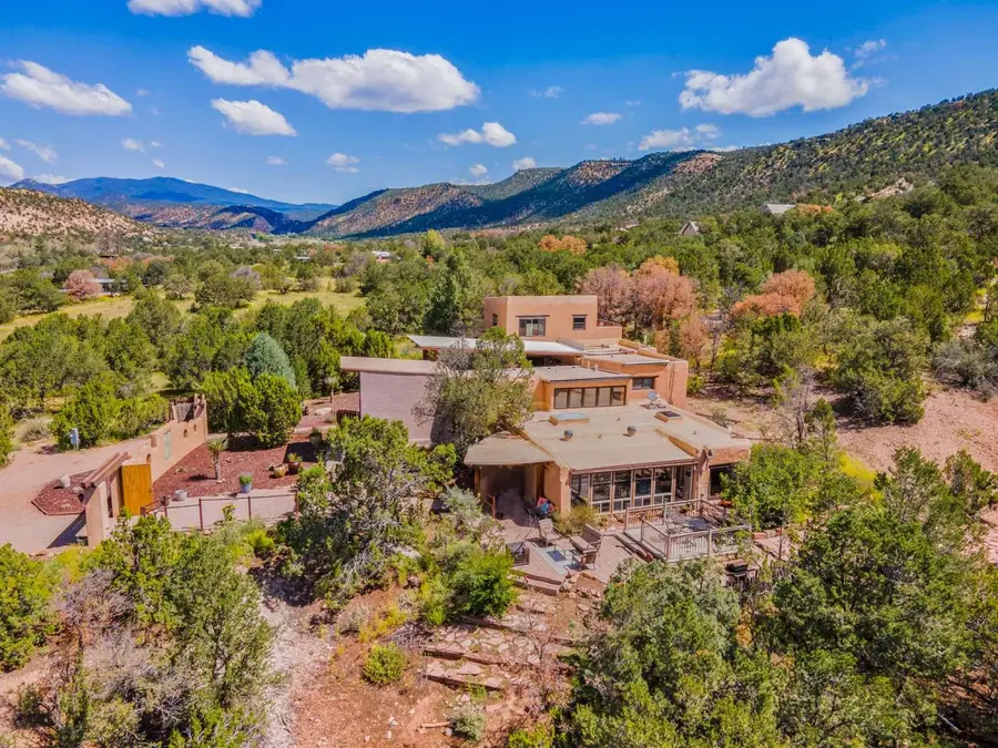 154C Ojo De La Vaca #C, Santa Fe, NM 87505 - #2