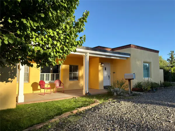1238 Madrid Road, Santa Fe, NM 87505