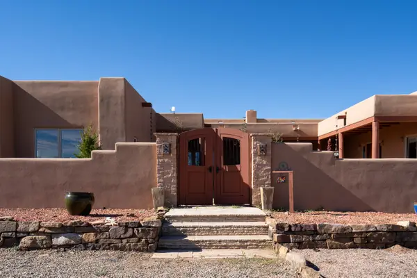 15 Silver Saddle, Santa Fe, NM 87540