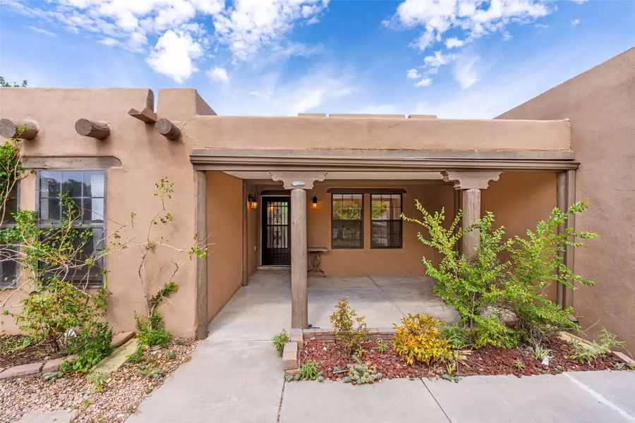7501 Snow Blossom, Santa Fe, NM 87507 - #2