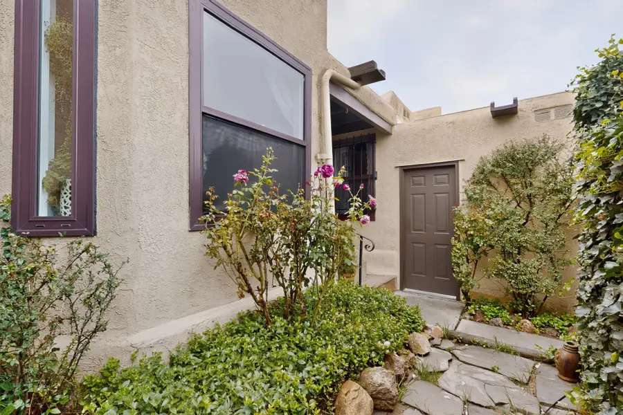 2961 Plaza Blanca, Santa Fe, NM 87507 - #2