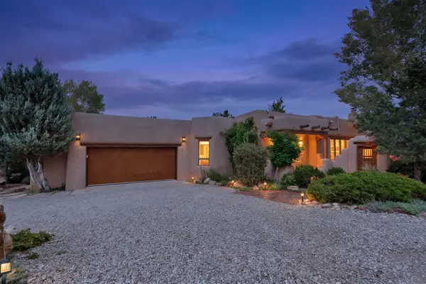 129 Cantera Circle, Santa Fe, NM 87501