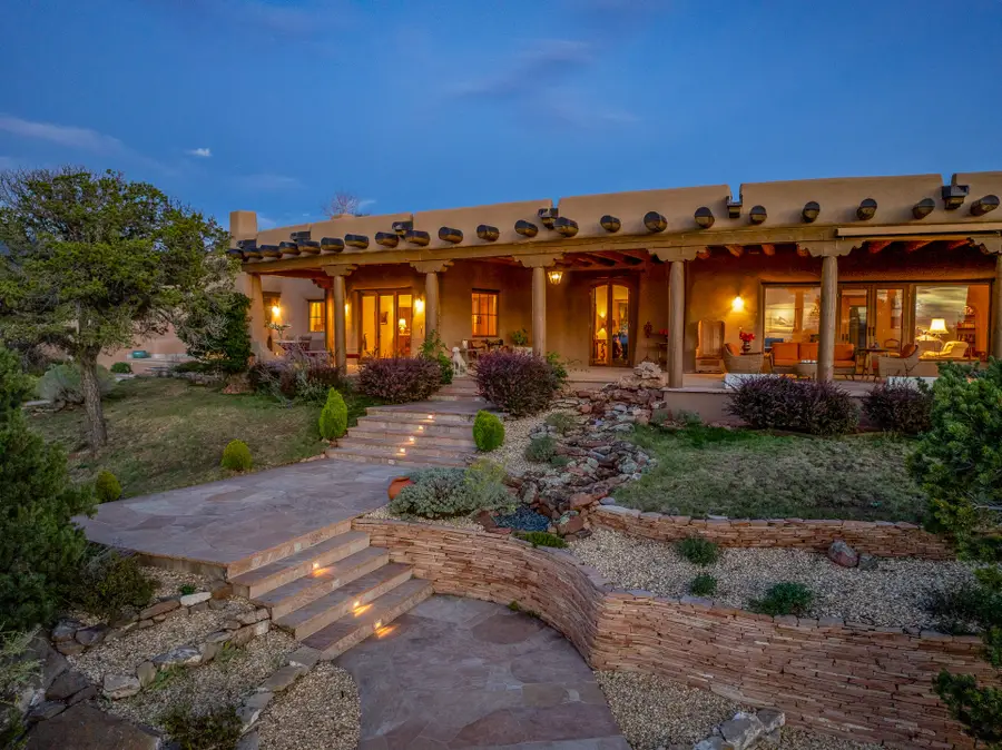 1054 Sierra Del Norte, Santa Fe, NM 87501 - #2