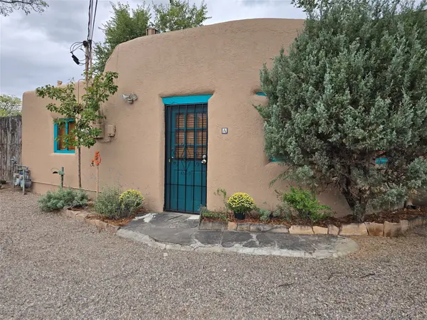 665 1/2 W San Francisco #A, Santa Fe, NM 87501