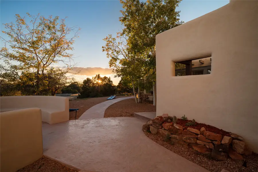 53 Camino Oriente, Santa Fe, NM 87508 - #3