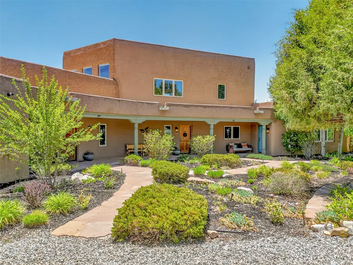 36 Mariposa Road, Arroyo Seco, NM 87514 - #1