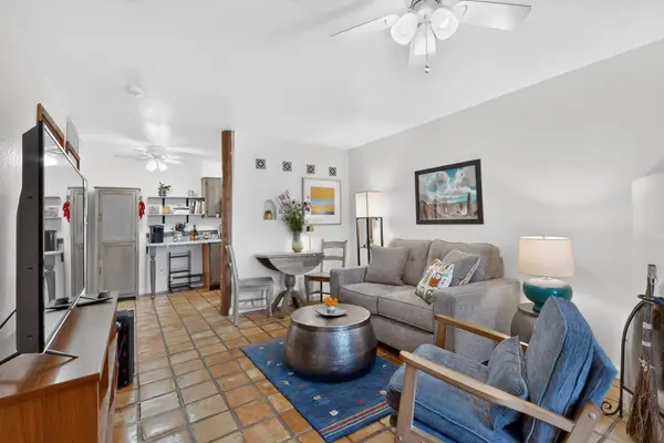 2600 W Zia Road #11/I, Santa Fe, NM 87505