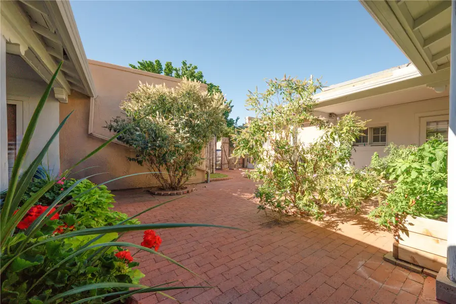 1127 Paseo De Peralta, Santa Fe, NM 87501 - #3