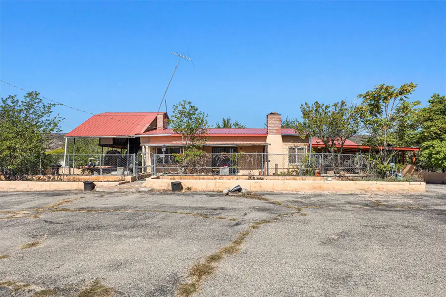 835 County Road 41, Velarde, NM 87582 - #2