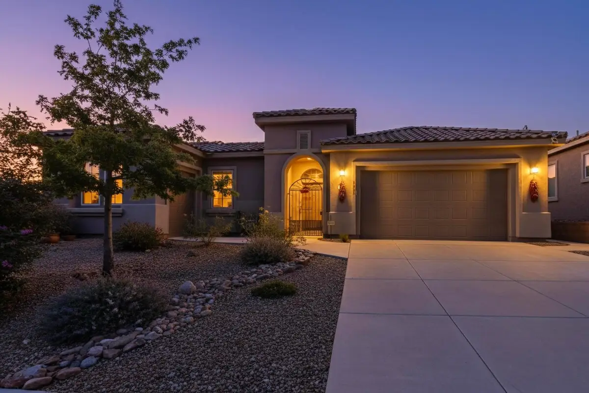 4713 Las Plazuelas, Santa Fe, NM 87507 - #1