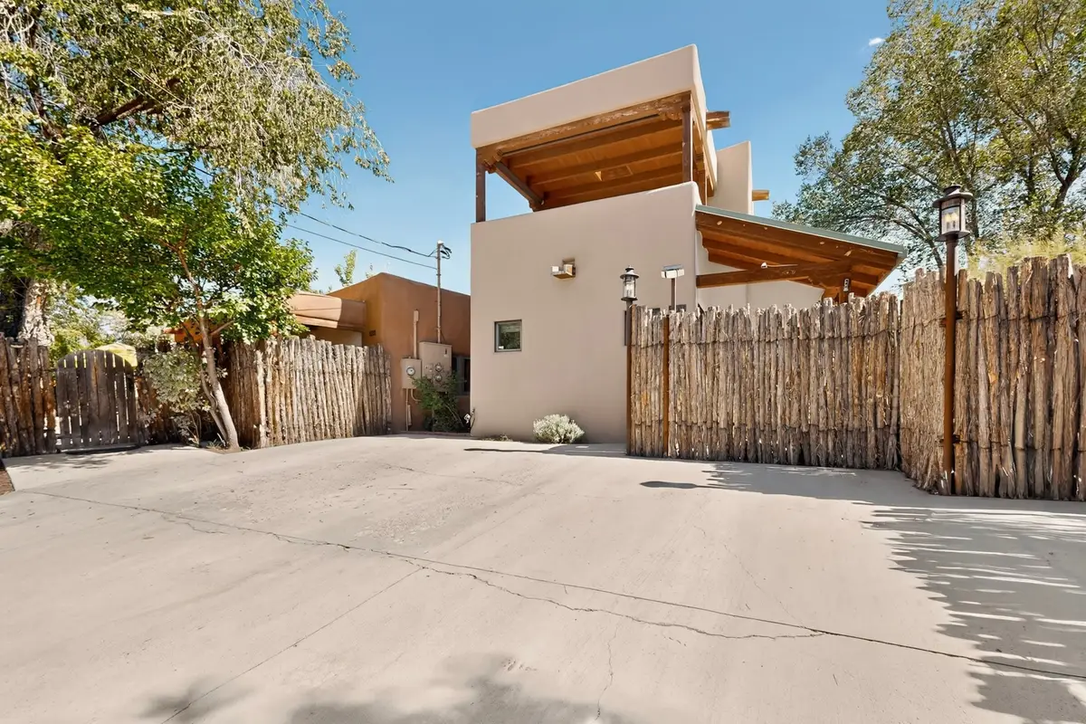 1600 Quapaw Street #House & Guesthouse, Santa Fe, NM 87505 - #1