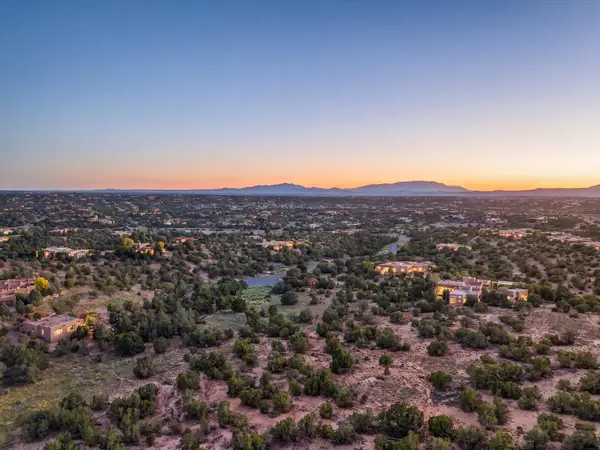 61 Hollyhock Circle, Santa Fe, NM 87506