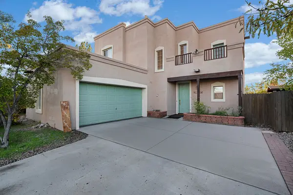6833 Sunset Circle, Santa Fe, NM 87507